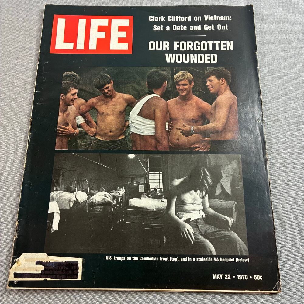 Vintage 1970 LIFE Magazine Vietnam War Wounded Veterans Cambodia See Descr